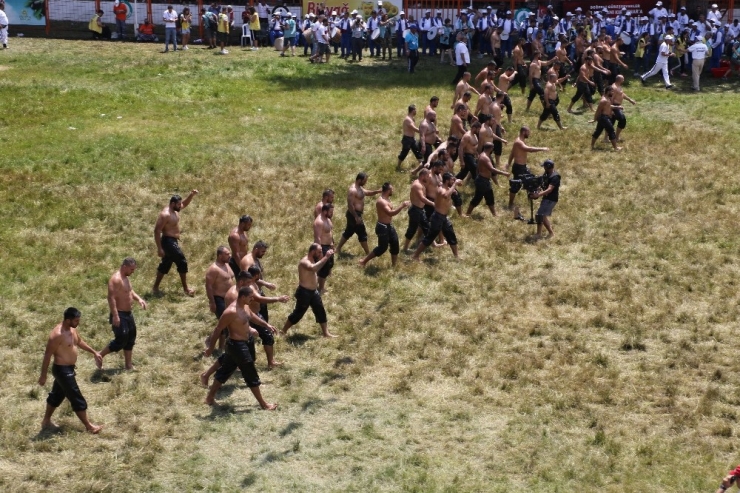 Başpehlivanlar Kırkpınar’da Kıran Kırana Güreşti
