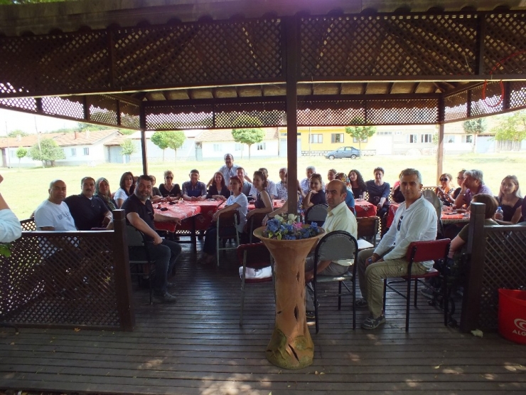 Başkan Tekin, Sendika Üyeleriyle Kınık Köyünü Ziyaret Etti