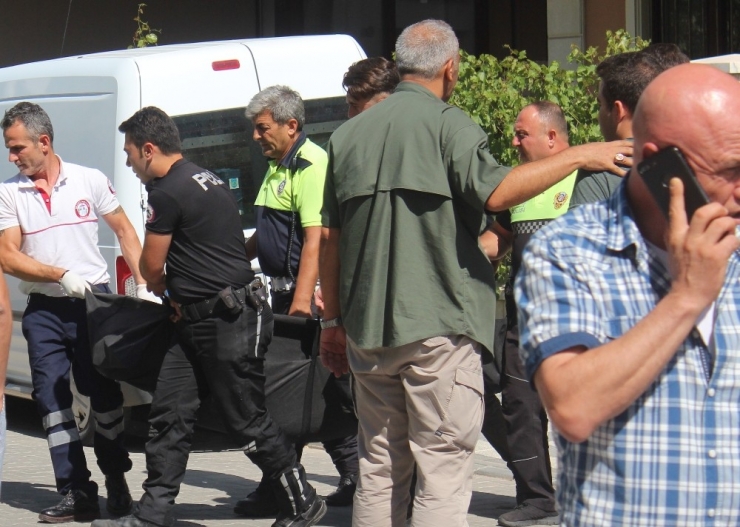 Ayrılığa Dayanamayan Polis Meslektaşlarını Yasa Boğdu