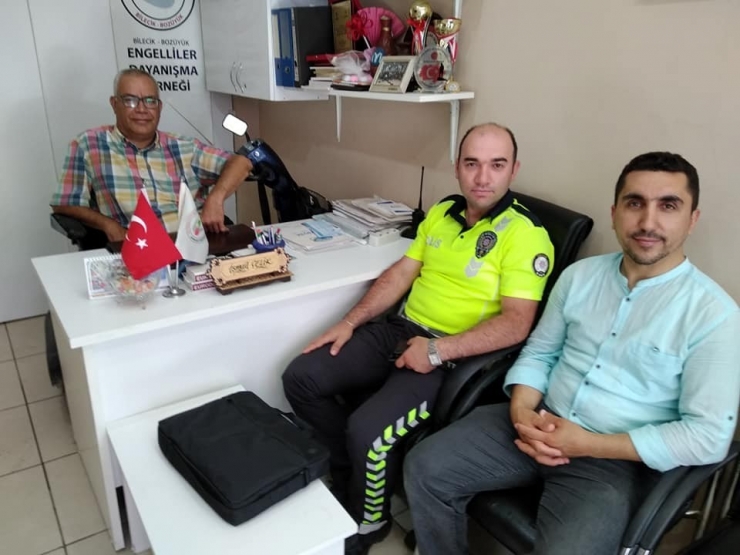 Engelliler Derneği Üyelerine Trafik Eğitimi