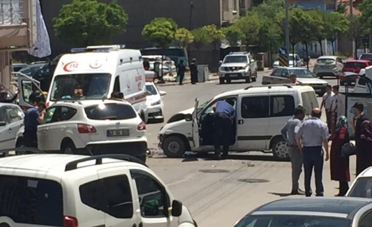 Tavşanlı’da Trafik Kazası: 2 Yaralı