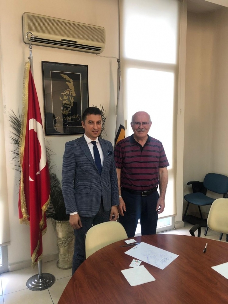 Rektör Savaş: “Dts Tasarım’da Uşak’ı, Türkiye’nin Dünyaya Açılan Kapısı Yapacak”