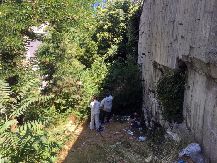 Beyoğlu’nda 22 Yaşındaki Genç Uyuşturucudan Hayatını Kaybetti