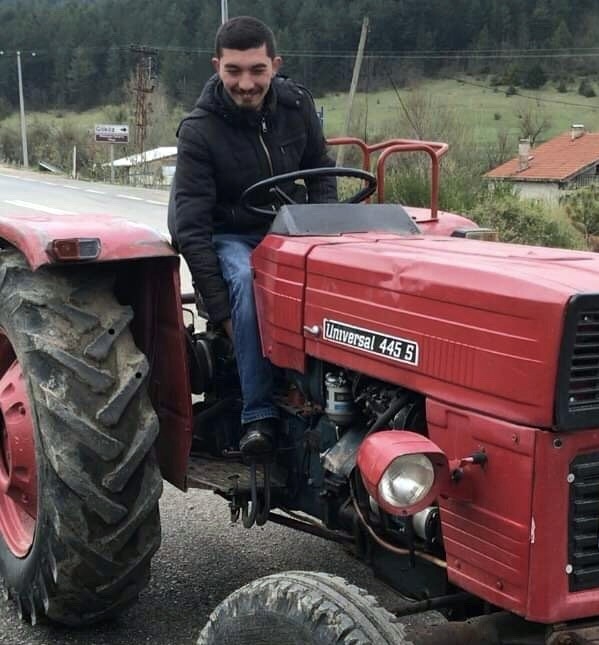 13 Gündür Aranıyordu, Önce Traktörü Ardından Cesedi Bulundu