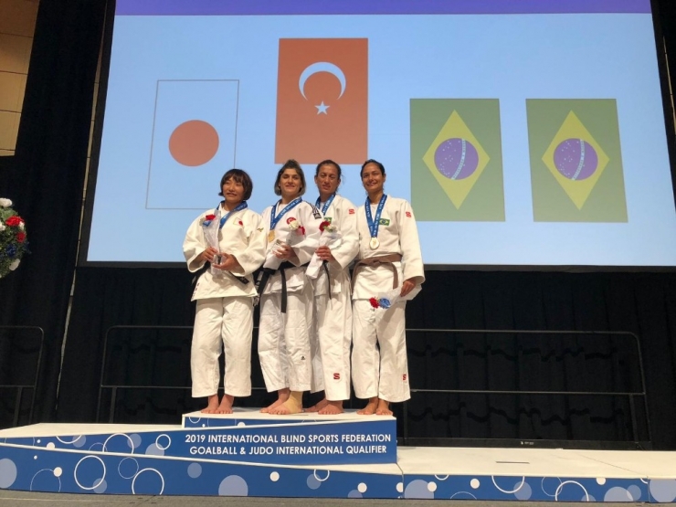 Görme Engelli Judocumuz Yine Zirvede
