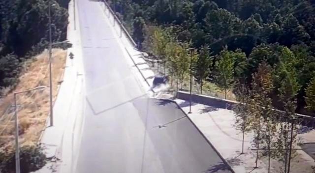 Düz Yolda İlerleyen Araç Dicle Nehri’ne Uçtu