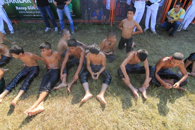 2019 Kırkpınar Yağlı Güreşleri’nde Final Güreşleri Başladı