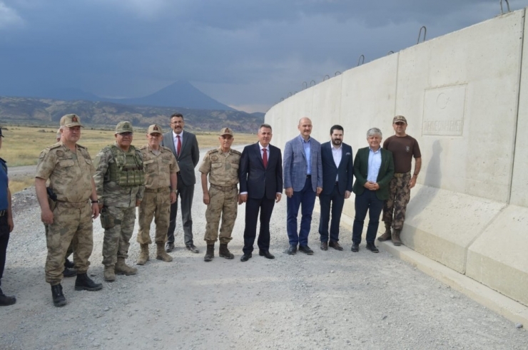 İçişleri Bakanı Soylu Ağrı’da