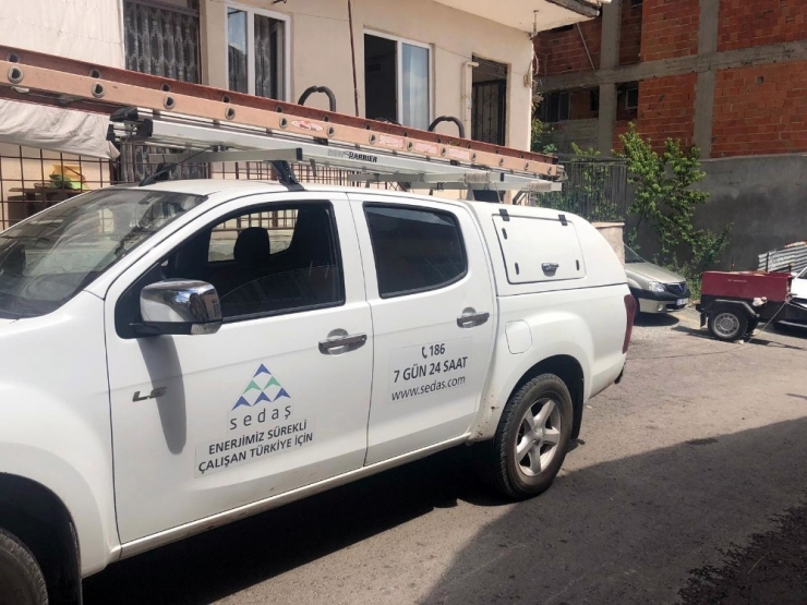 Solunum Cihazına Bağlı Hastanın Yardımına Jeneratörle Koştular