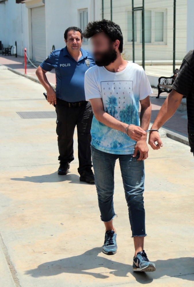 Yanında Oturan Kadını Taciz Etti, Makinist Treni İlk İstasyonda Durdurdu