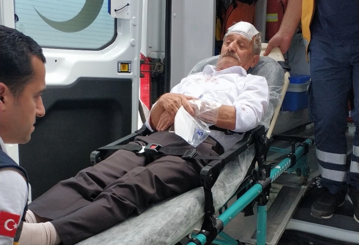 Düğünden Dönerken Kaza Yaptılar: 16 Yaralı