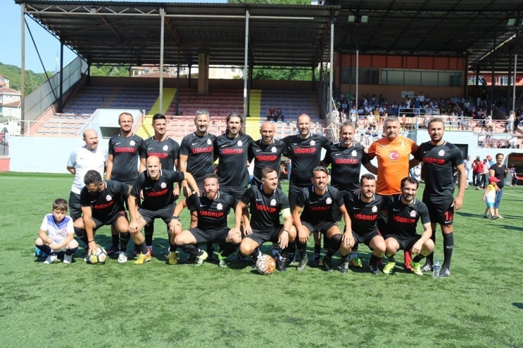 Şöhretlerden Futbol Resitali