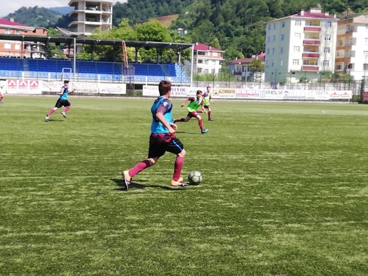 U-14 Turnuvasının Şampiyonu Van Trabzonspor