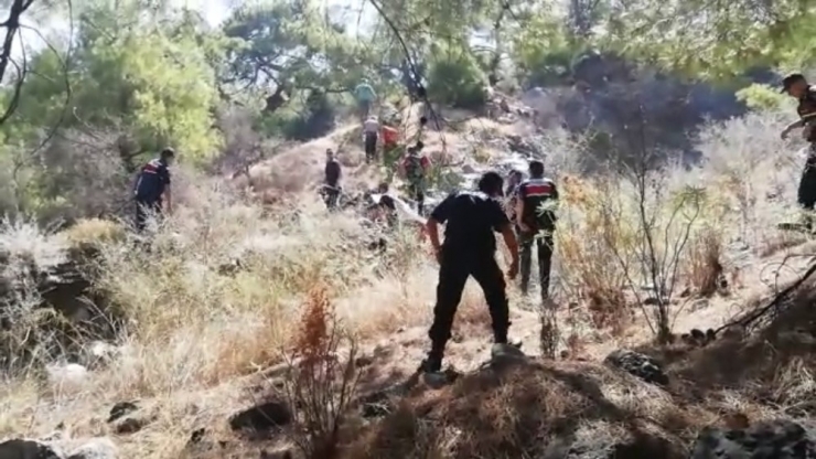 Kayıp Buse İçin Jak Tarafından Karada Kadavra Köpekli Arama Başlatıldı