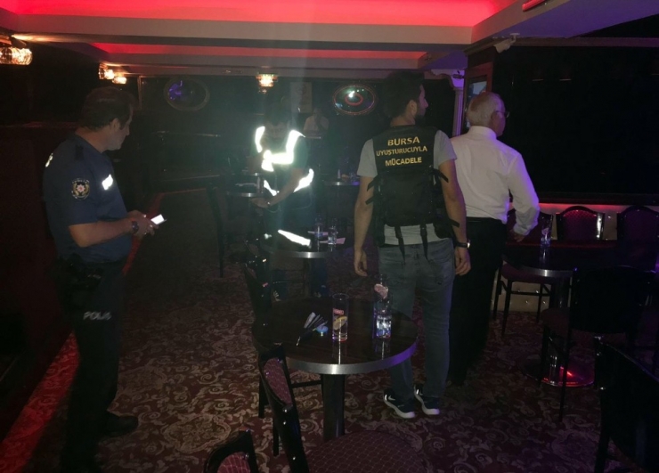 Ahlak Polisinden Büyük Bursa Uygulaması