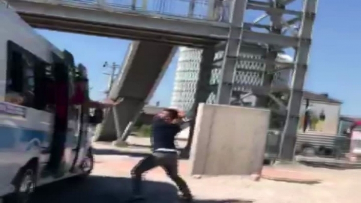 Yolcu Kapmak İçin Birbirlerini Öldürüyorlardı