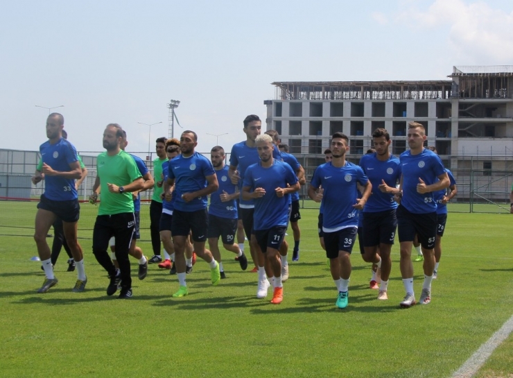 Çaykur Rizespor’da Hedef Geçen Yılın Üstüne Koymak