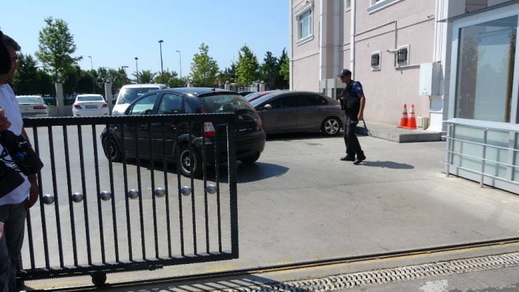 Pendik’teki Magandanın Ehliyetine El Konularak Bin 110 Lira Para Cezası Kesildi