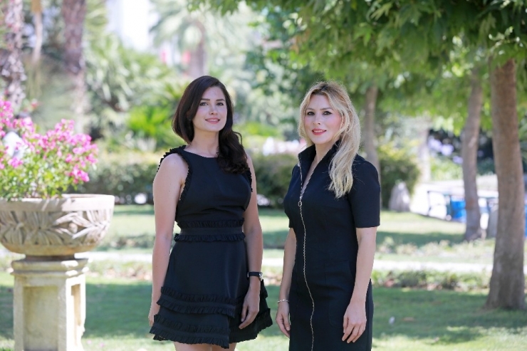 Genç Girişimciler Dünya Sosyetesinin Merkezinde İş Kurdu