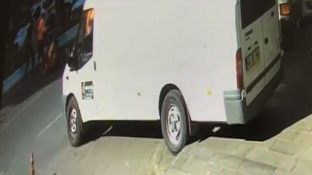 Parkomat Görevlisiyle Sivil Polis Memuru Arasında Kavga