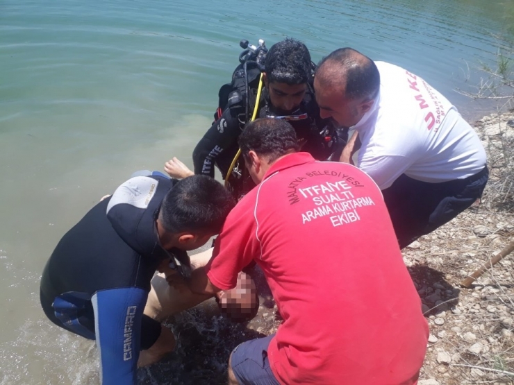Malatya’da Baraj Gölüne Giren Genç Boğuldu