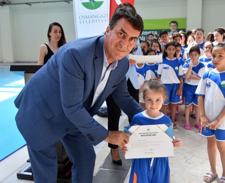 Minik Kulaçların Sertifika Heyecanı