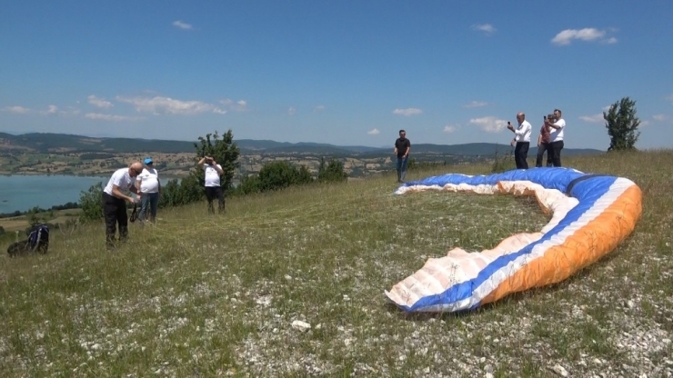 Ladik’te Yamaç Paraşütü Etkinliği