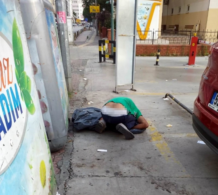 Çöpçüler Sabah Mesaisinde Bu Halde Buldu