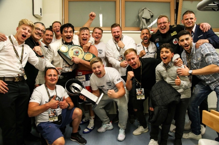 Türk Boks Kulübünden İki Altın Kemer