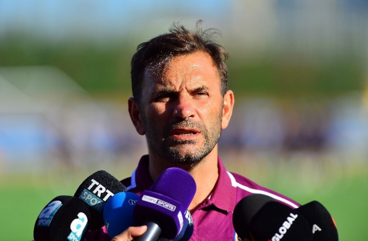 Başakşehir’de Azubuike Tamam, Awaziem Yolda