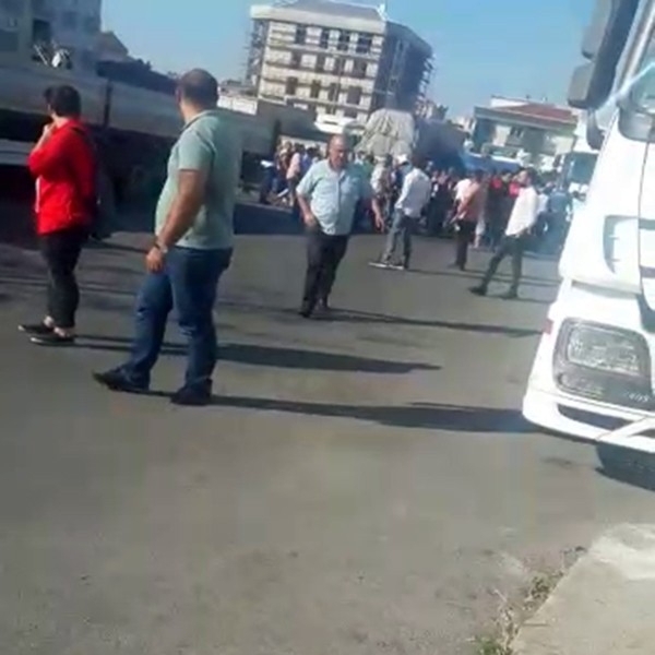 Tuzla’da Polis Ekiplerin Yaşanan Arbedeyi Önlemek İçin Havaya Ateş Açtığı Anlar Kamerada
