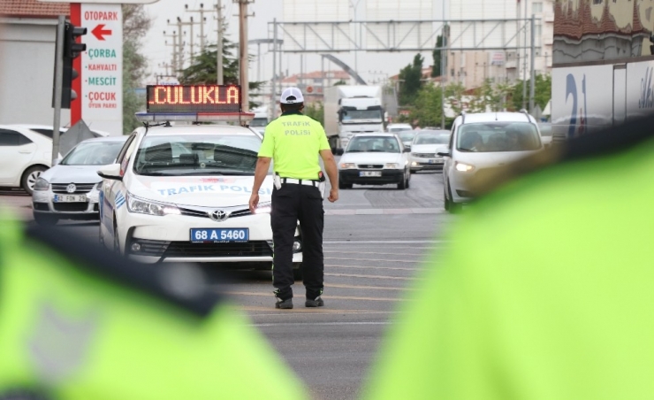 Aksaray’da 1 Ayda 385 Araç Trafikten Men Edildi