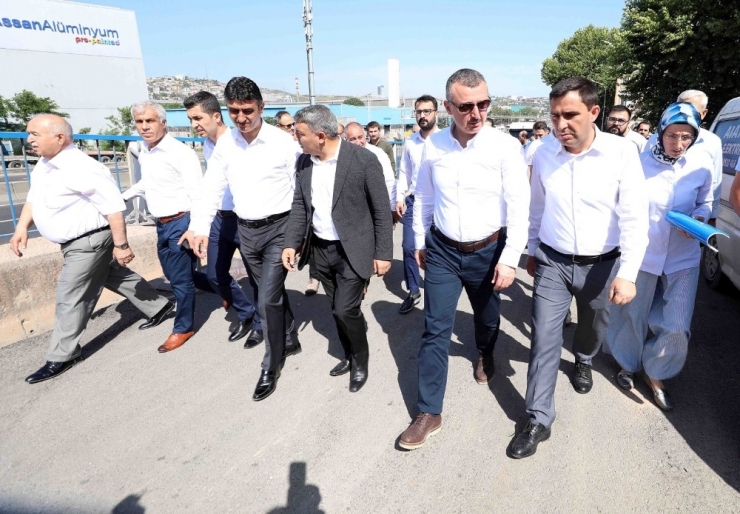 Başkan Büyükakın, Projelerde Aksama İstemiyor