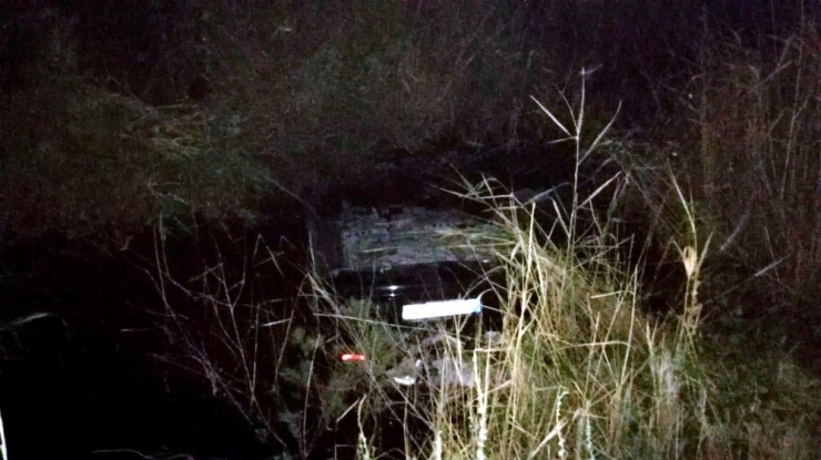 Su Dolu Kanala Düşen Araçta, Kocasının Cesediyle Birlikte 25 Saat Kurtarılmayı Bekledi