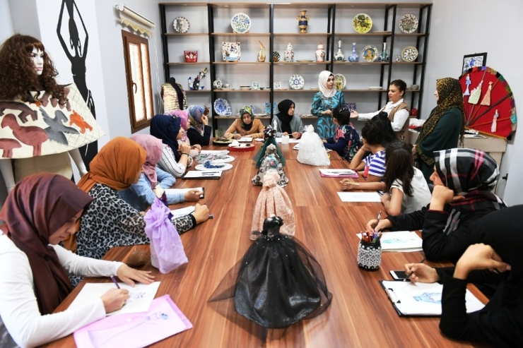 Şanlıurfa’da Moda Tasarım Kursu İlgi Gördü