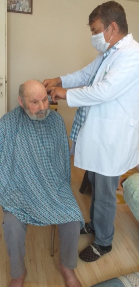 Belediyeden Yaşlı Ve Bakıma Muhtaç Vatandaşlara Evde Bakım Hizmeti