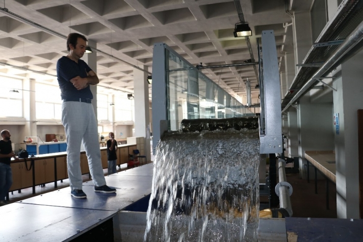 Beü İhtiyacı Olan Hidrolik Kanalı, Yerli Ve Milli Olarak Kendileri Tasarladı