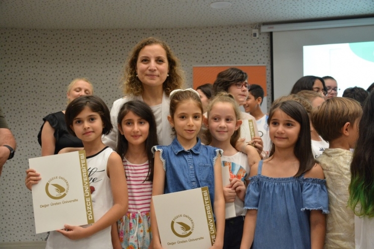 Çocuk Teknopark’ta Belge Töreni