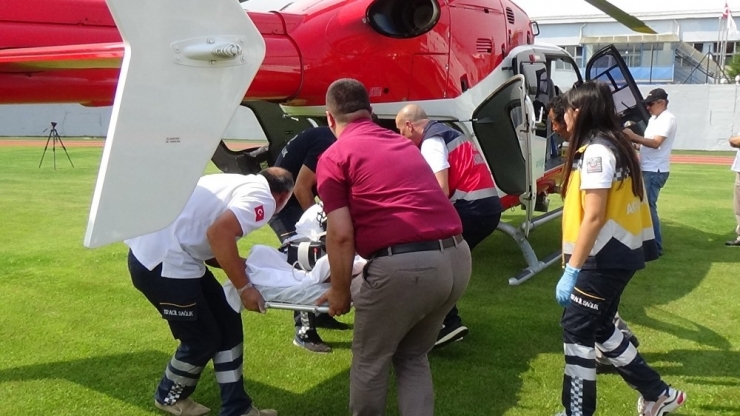 Hava Ambulansı Boynu Kırılan Kadın İçin Havalandı