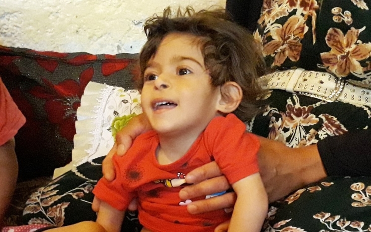 Epilepsi Hastası Aycan Harabe Evde Yardım Eli Bekliyor