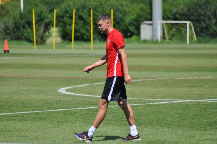 Artem Kravets Antrenmana Katıldı