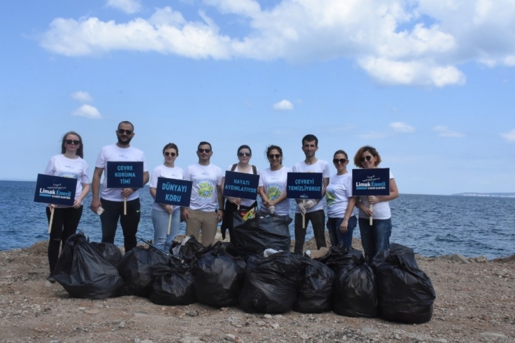 Kumkaya’ya Çevre Timi Eli Değdi