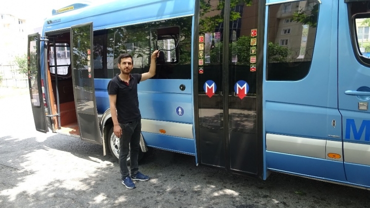 Maltepe’de Minibüs Faresi Kamerada