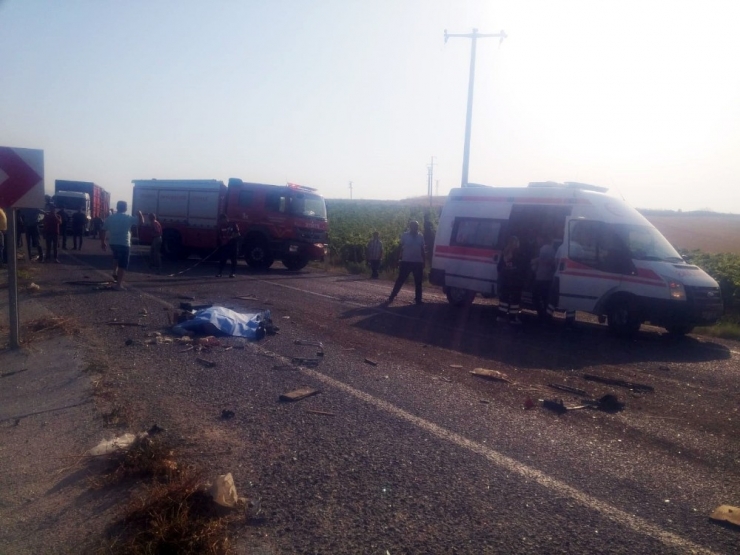 6 Kişinin Öldüğü Feci Kazada Yaralı Sayısı 20’ye Yükseldi