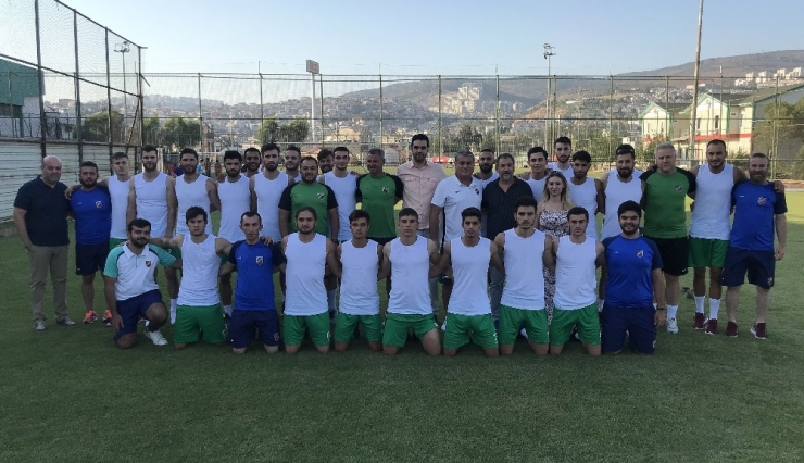 Karşıyaka’da Büyükkarcı Rotayı Çizdi