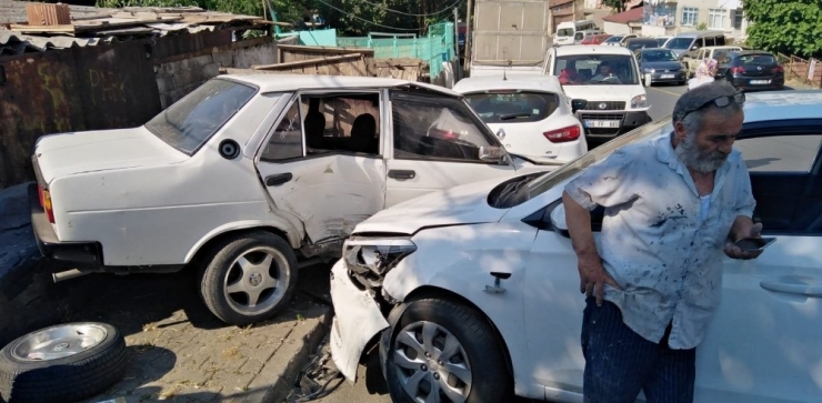 İstanbul’da Alkollü Aday Sürücü Dehşeti Kamerada
