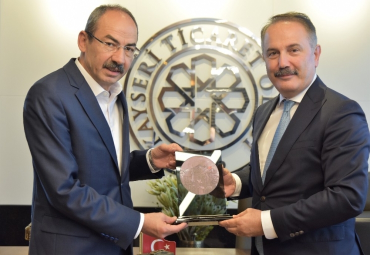 Vakıfbank Genel Müdürü Abdi Serdar Üstünsahil’den Kto’ya Ziyaret