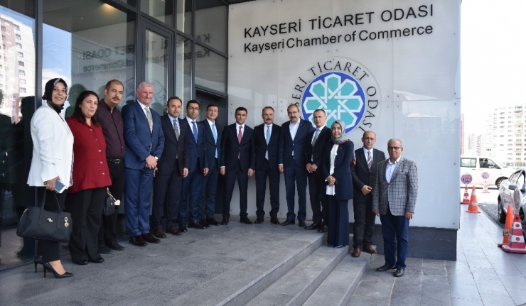 Vakıfbank Genel Müdürü Abdi Serdar Üstünsahil’den Kto’ya Ziyaret