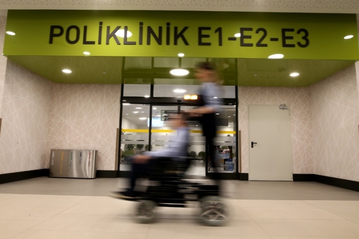 Bursa Şehir Hastanesi Kapılarını Gazetecilere Açtı