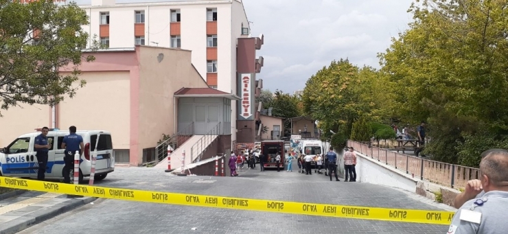 Zübeyde Hanım Kadın Hastalıkları Hastanesinde Kimyasal Madde Döküldü, 19 Personel Etkilendi